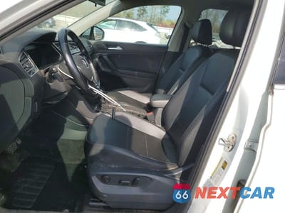 Zdjęcie 7 z 14 samochodu: 2019 VOLKSWAGEN TIGUAN SE VIN:3VV3B7AX6KM065366 - miniatura