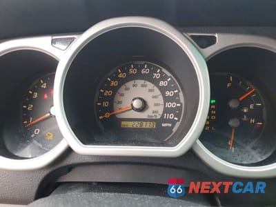 Zdjęcie 9 z 12 samochodu: 2005 TOYOTA 4RUNNER SPORT EDITION VIN:JTEBU14R458040923 - miniatura