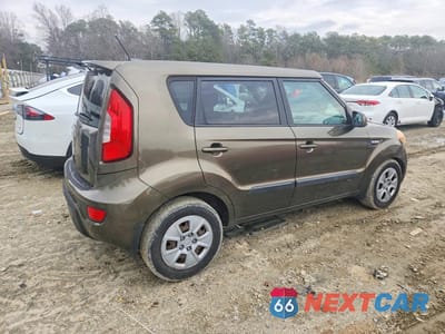 Trzecie zdjęcie samochodu z tyłu: 2013 KIA SOUL VIN:KNDJT2A5XD7524660 - miniatura