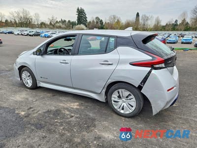 Drugie zdjęcie samochodu z przodu: 2018 NISSAN LEAF S VIN:1N4AZ1CP9JC301459 - miniatura