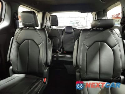 Zdjęcie 10 z 14 samochodu: 2025 CHRYSLER VOYAGER LX VIN:2C4RC1CG9SR608296 - miniatura