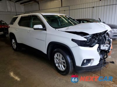 Czwarte zdjęcie samochodu z boku: 2021 CHEVROLET TRAVERSE LT VIN:1GNEVGKW1MJ149834 - miniatura