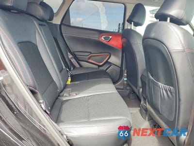 Zdjęcie 11 z 13 samochodu: 2023 KIA SOUL GT-LINE VIN:KNDJ53AU3P7868519 - miniatura