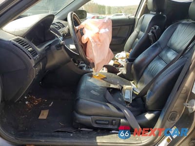 Zdjęcie 7 z 12 samochodu: 2006 HONDA ACCORD EX VIN:1HGCM56836A105471 - miniatura