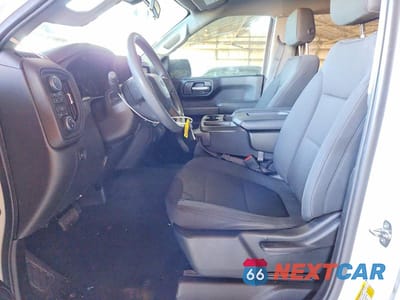 Zdjęcie 7 z 12 samochodu: 2021 CHEVROLET SILVERADO K1500 TRAIL BOSS CUSTOM VIN:1GCPYCEF8MZ239612 - miniatura