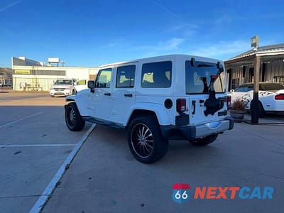 Trzecie zdjęcie samochodu z tyłu: 2013 JEEP WRANGLER UNLIMITED SAHARA VIN:1C4BJWEG1DL677366 - miniatura