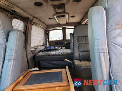 Zdjęcie 10 z 13 samochodu: 1999 GMC SAVANA RV G1500 VIN:1GDFG15R3X1146556 - miniatura