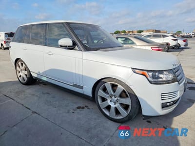 Czwarte zdjęcie samochodu z boku: 2017 LAND ROVER RANGE ROVER SUPERCHARGED VIN:SALGS2FEXHA351813 - miniatura