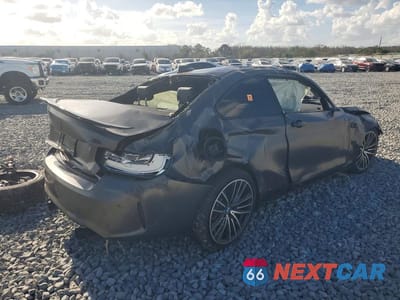 Trzecie zdjęcie samochodu z tyłu: 2017 BMW M2 VIN:WBS1H9C37HV887840 - miniatura