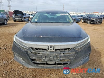 Piąte zdjęcie samochodu w środku: 2018 HONDA ACCORD VIN:1HGCV1F90JA077362 - miniatura