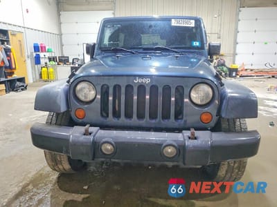 Piąte zdjęcie samochodu w środku: 2008 JEEP WRANGLER UNLIMITED X VIN:1J4GA39108L571582 - miniatura