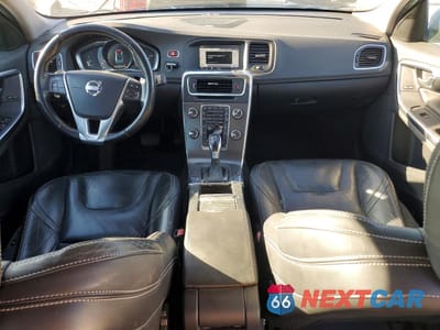 Zdjęcie 8 z 12 samochodu: 2014 VOLVO S60 T5 VIN:YV1612FS1E1280633 - miniatura