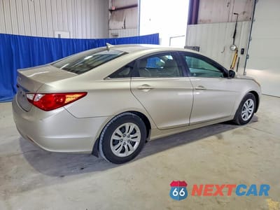 Trzecie zdjęcie samochodu z tyłu: 2011 HYUNDAI SONATA GLS VIN:5NPEB4AC3BH143353 - miniatura