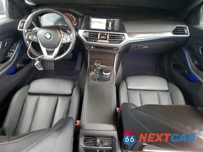 Zdjęcie 8 z 12 samochodu: 2019 BMW 330XI VIN:WBA5R7C51KFH28132 - miniatura
