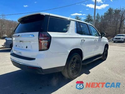 Trzecie zdjęcie samochodu z tyłu: 2023 CHEVROLET TAHOE C1500 VIN:1GNSCLED6PR285782 - miniatura