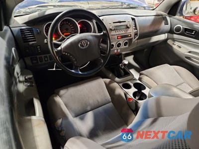 Zdjęcie 8 z 13 samochodu: 2006 TOYOTA TACOMA VIN:5TEUU42N36Z283430 - miniatura