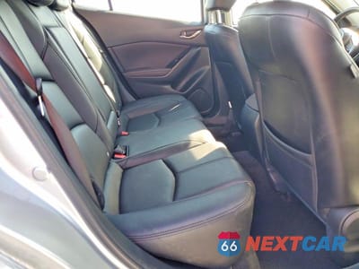 Zdjęcie 10 z 13 samochodu: 2018 MAZDA 3 TOURING VIN:3MZBN1V35JM231989 - miniatura