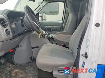 Zdjęcie 7 z 14 samochodu: 2016 FORD E450 AMBULANCE VIN:1FDXE4FSXGDC24438 - miniatura