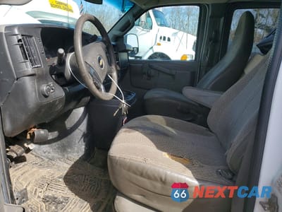 Zdjęcie 7 z 13 samochodu: 2016 CHEVROLET EXPRESS G3500 LT VIN:1GAZGPFG7G1188478 - miniatura