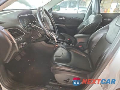 Zdjęcie 7 z 13 samochodu: 2019 JEEP CHEROKEE LATITUDE PLUS VIN:1C4PJLLB3KD316398 - miniatura
