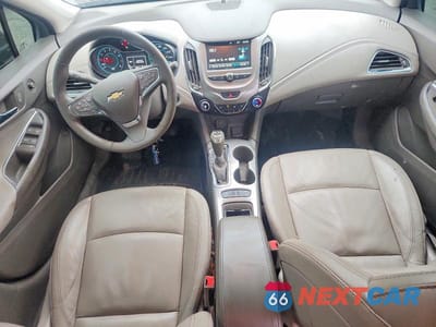 Zdjęcie 8 z 12 samochodu: 2017 CHEVROLET CRUZE PREMIER VIN:1G1BF5SMXH7172553 - miniatura