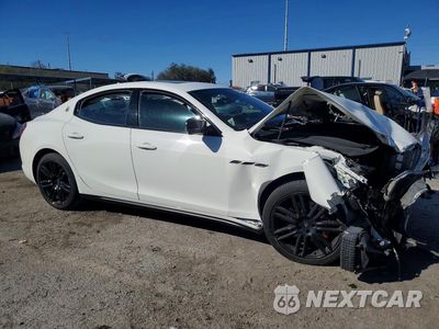 Czwarte zdjęcie samochodu z boku: 2019 MASERATI GHIBLI VIN:ZAM57XSA4K1325128 - miniatura