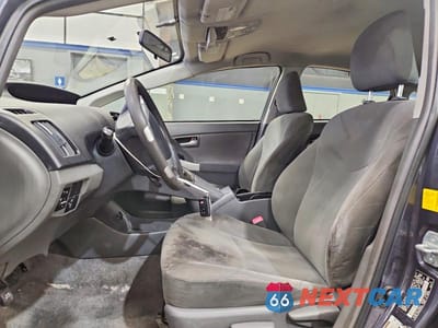 Zdjęcie 7 z 12 samochodu: 2010 TOYOTA PRIUS III VIN:JTDKN3DU0A0222824 - miniatura