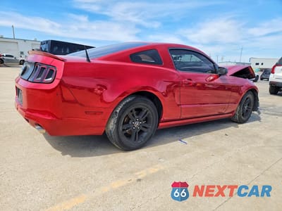 Trzecie zdjęcie samochodu z tyłu: 2013 FORD MUSTANG VIN:1ZVBP8AM4D5216136 - miniatura