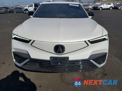 Piąte zdjęcie samochodu w środku: 2024 ACURA ZDX A-SPEC VIN:4W5KHMRK5RZ516735 - miniatura