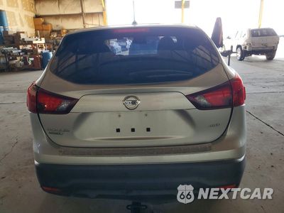 Zdjęcie 6 z 11 samochodu: 2018 NISSAN ROGUE SPORT S VIN:JN1BJ1CR6JW254089 - miniatura