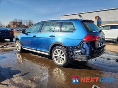 Drugie zdjęcie samochodu z przodu: 2017 VOLKSWAGEN GOLF ALLTRACK S VIN:3VWH17AU5HM522543 - miniatura