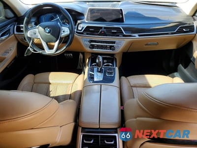 Zdjęcie 8 z 12 samochodu: 2018 BMW 740 I VIN:WBA7E2C53JG742000 - miniatura