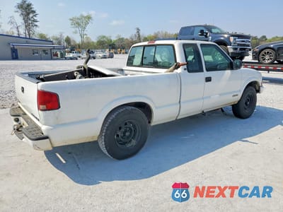 Trzecie zdjęcie samochodu z tyłu: 1998 CHEVROLET S TRUCK S10 VIN:1GCCS1946WK247149 - miniatura