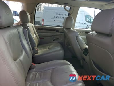 Zdjęcie 11 z 15 samochodu: 2004 CADILLAC ESCALADE ESV VIN:3GYFK66N14G304752 - miniatura