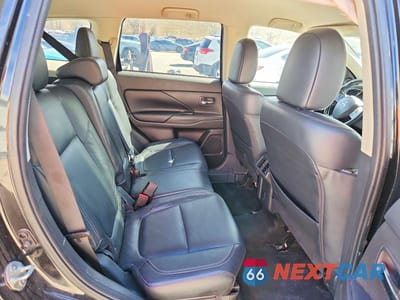 Zdjęcie 11 z 14 samochodu: 2020 MITSUBISHI OUTLANDER SE VIN:JA4AD3A32LZ034714 - miniatura