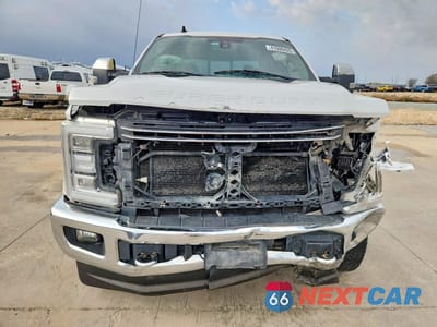 Piąte zdjęcie samochodu w środku: 2019 FORD F250 SUPER DUTY VIN:1FT7W2BT1KED63722 - miniatura