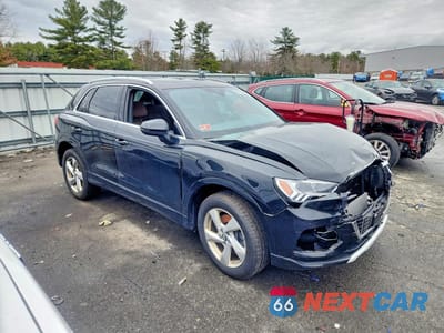 Czwarte zdjęcie samochodu z boku: 2020 AUDI Q3 PREMIUM PLUS VIN:WA1BECF34L1041009 - miniatura