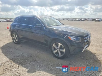 Czwarte zdjęcie samochodu z boku: 2016 MERCEDES-BENZ GLC 300 VIN:WDC0G4JBXGF111367 - miniatura