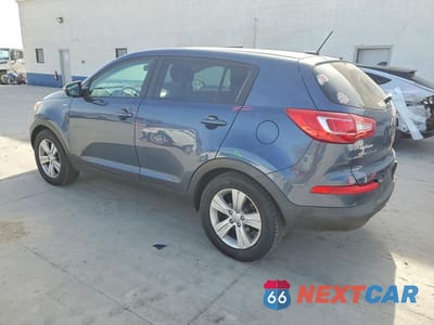 Drugie zdjęcie samochodu z przodu: 2013 KIA SPORTAGE LX VIN:KNDPBCA29D7396016 - miniatura