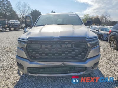Piąte zdjęcie samochodu w środku: 2025 RAM 1500 BIG HORN VIN:1C6SRFFP8SN640606 - miniatura