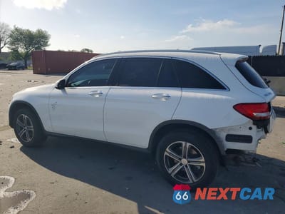 Drugie zdjęcie samochodu z przodu: 2016 MERCEDES-BENZ GLC 300 VIN:WDC0G4JB5GF109560 - miniatura