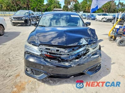 Piąte zdjęcie samochodu w środku: 2017 ACURA ILX PREMIUM VIN:19UDE2F87HA013072 - miniatura