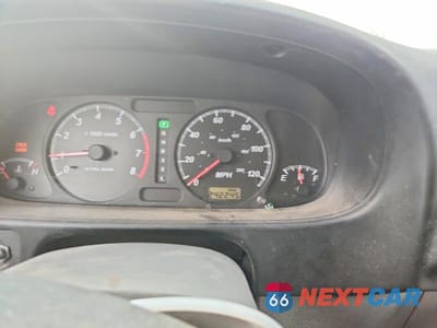 Zdjęcie 9 z 12 samochodu: 2001 ISUZU RODEO S VIN:4S2CK58W114339944 - miniatura