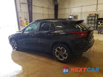 Drugie zdjęcie samochodu z przodu: 2025 CHEVROLET TRAX 1LT VIN:KL77LHEP2SC259727 - miniatura