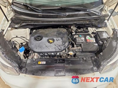 Zdjęcie 12 z 12 samochodu: 2017 KIA SOUL + VIN:KNDJP3A55H7475772 - miniatura