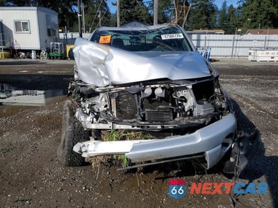 Piąte zdjęcie samochodu w środku: 2010 TOYOTA TACOMA V6 VIN:3TMLU4EN1AM049915 - miniatura