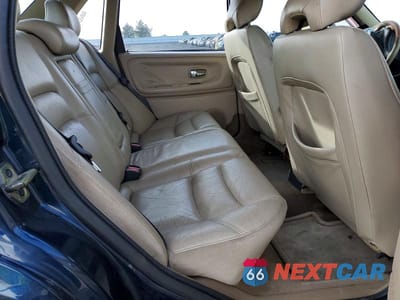 Zdjęcie 10 z 12 samochodu: 2000 VOLVO S70 T5 TURBO VIN:YV1LS53D6Y2634331 - miniatura