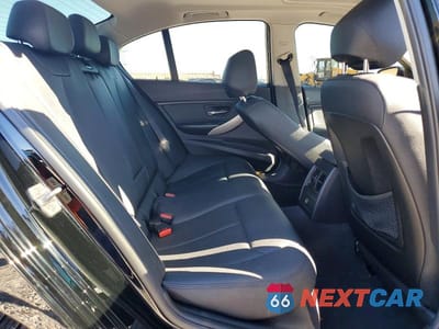 Zdjęcie 10 z 11 samochodu: 2016 BMW 320 XI VIN:WBA8E5G53GNT41518 - miniatura