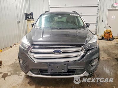 Piąte zdjęcie samochodu w środku: 2018 FORD ESCAPE SE VIN:1FMCU0GD9JUB76254 - miniatura