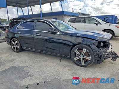 Czwarte zdjęcie samochodu z boku: 2025 MERCEDES-BENZ C 300 4MATIC VIN:W1KAF4HB7SR268435 - miniatura